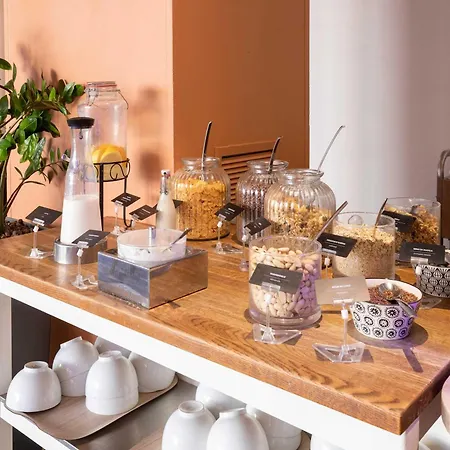 Tuscolana San Giovanni ホテル 3*