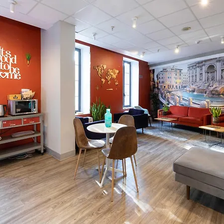 Tuscolana San Giovanni 3* ローマ