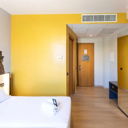 ホテル Tuscolana San Giovanni 3*