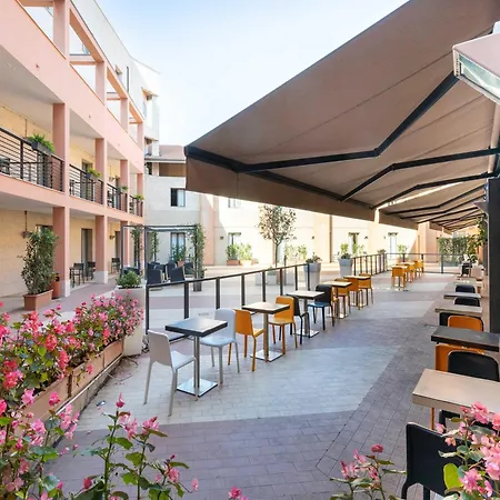 Tuscolana San Giovanni 3*