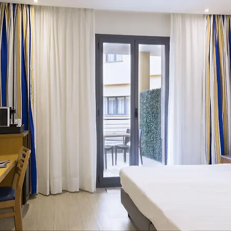 ホテル Tuscolana San Giovanni