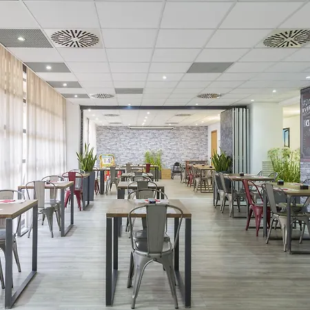 ホテル Tuscolana San Giovanni