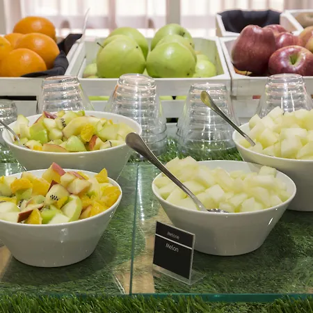 ホテル Tuscolana San Giovanni ローマ