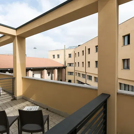 Tuscolana San Giovanni ホテル