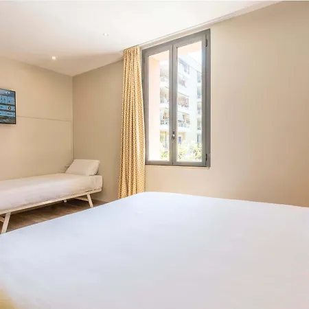 Tuscolana San Giovanni 3* ローマ