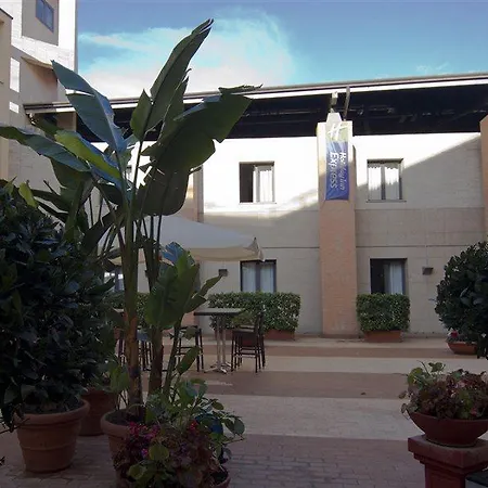 Tuscolana San Giovanni Hotel Rome